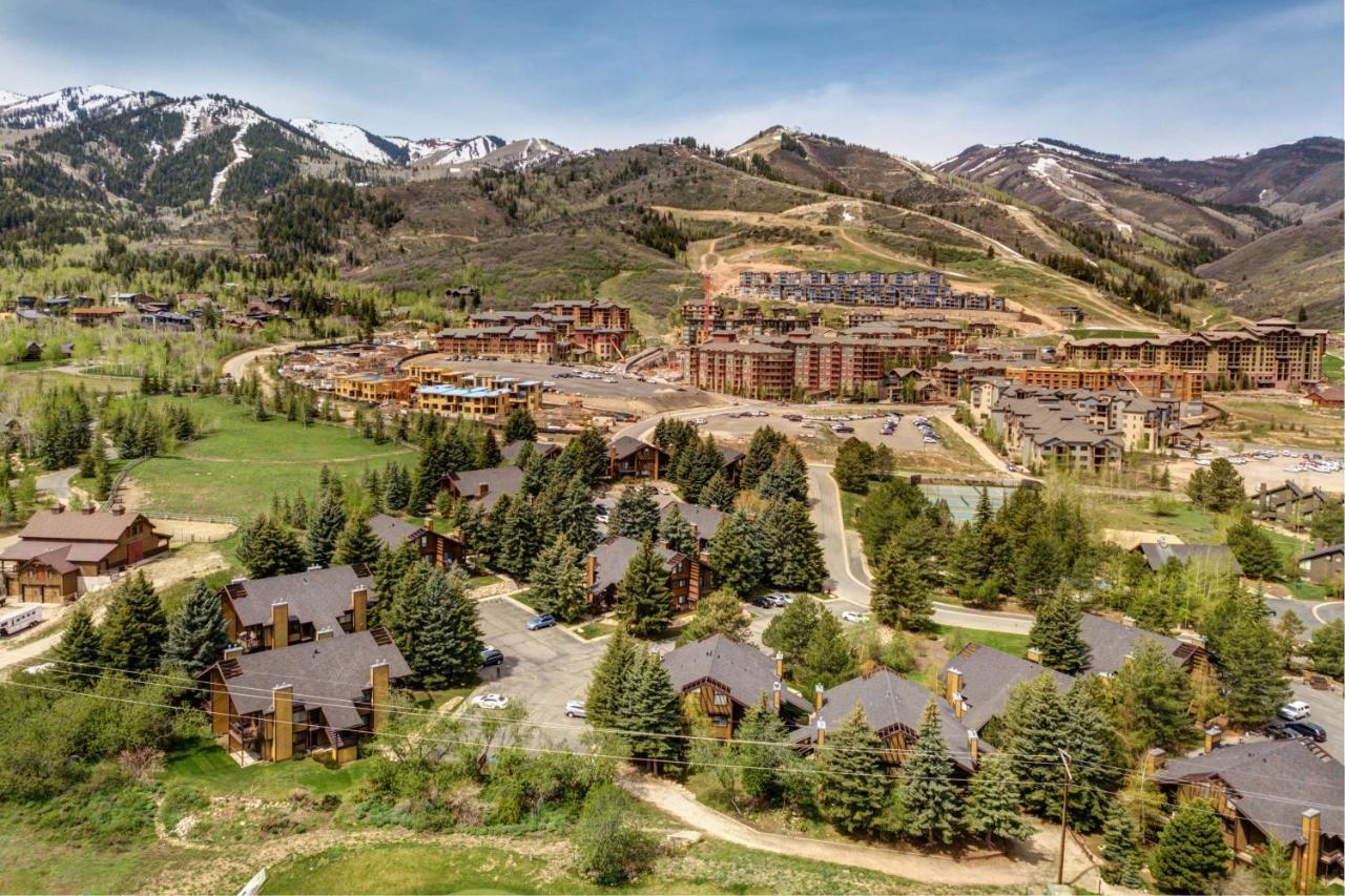 Vila Red Pine Park City Exteriér fotografie